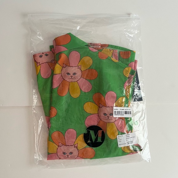ModCloth x Marisol Muro Showing Up Chic Cat Daisy Green Sleeveless Top Size M - Picture 4 of 10